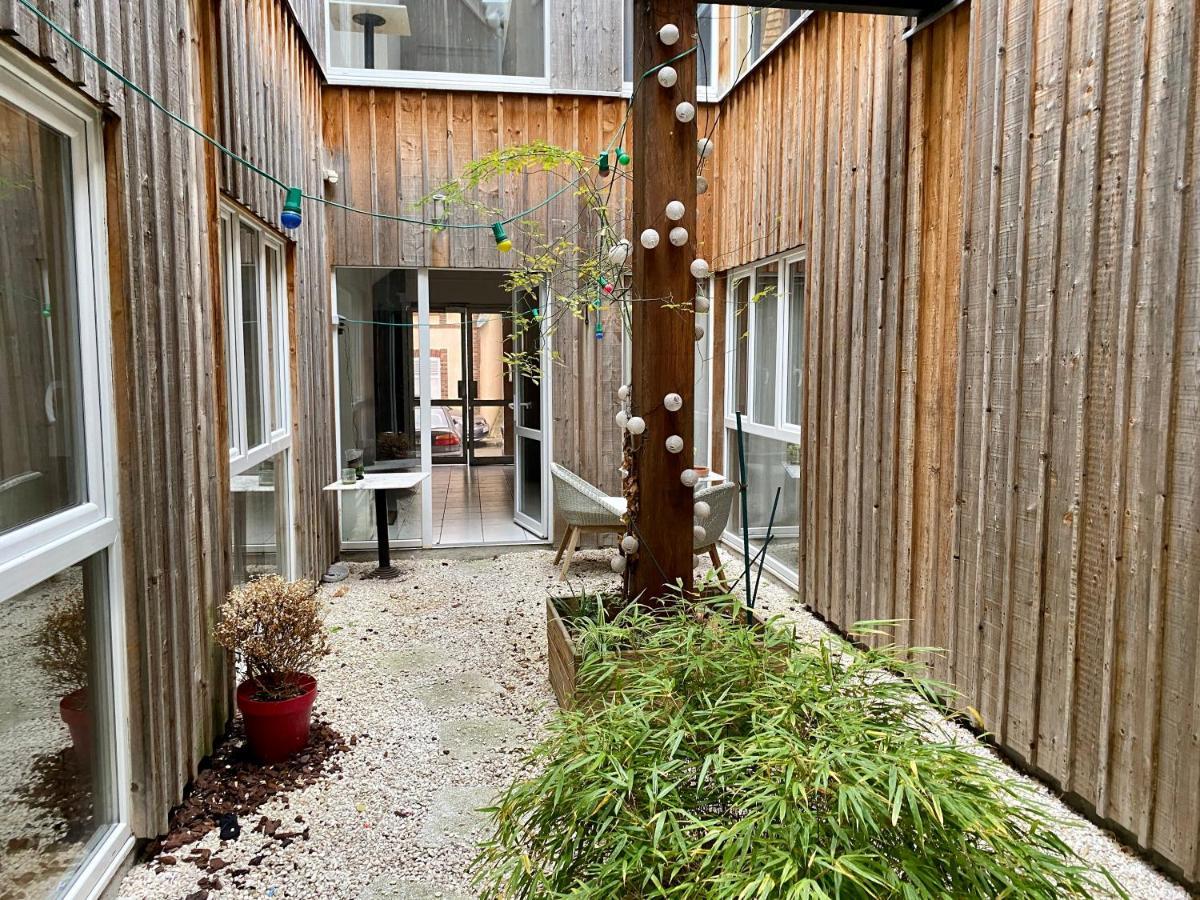 Residences De Chartres Bagian luar foto